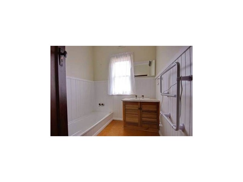 246 Steele Street, Devonport TAS 7310