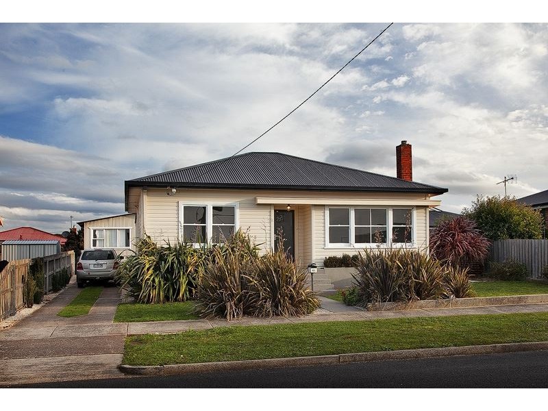 81 Madden Street, Devonport TAS 7310