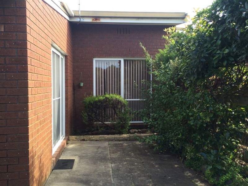 2/5 Allanbrae Place, Devonport TAS 7310