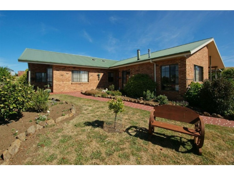 11 Formby Street, Sheffield TAS 7306