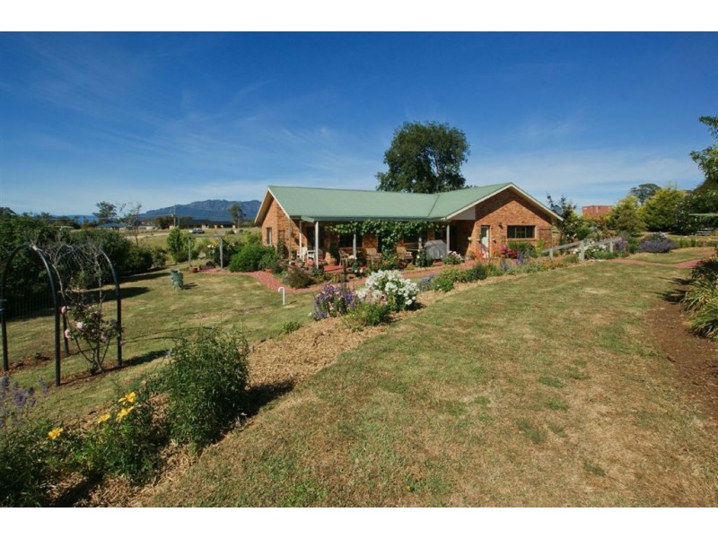11 Formby Street, Sheffield TAS 7306