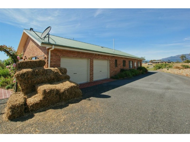11 Formby Street, Sheffield TAS 7306