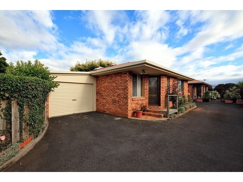 3/120A Steele Street, Devonport TAS 7310