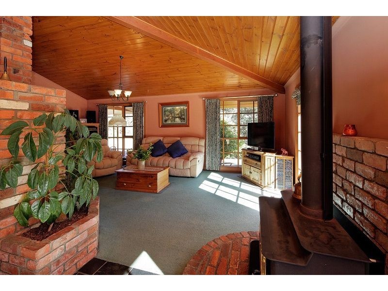 73 Atkins Drive, Acacia Hills TAS 7306