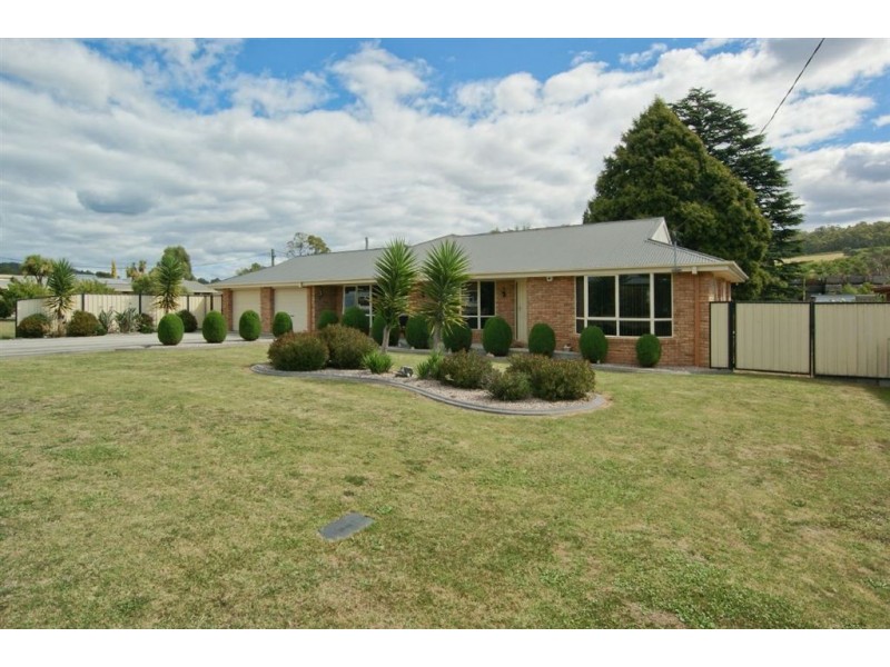 92 Sheffield Road, Spreyton TAS 7310