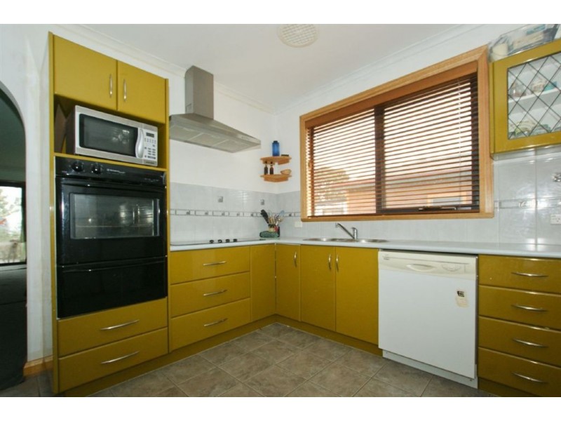 4 Wattle Road, Quoiba TAS 7310