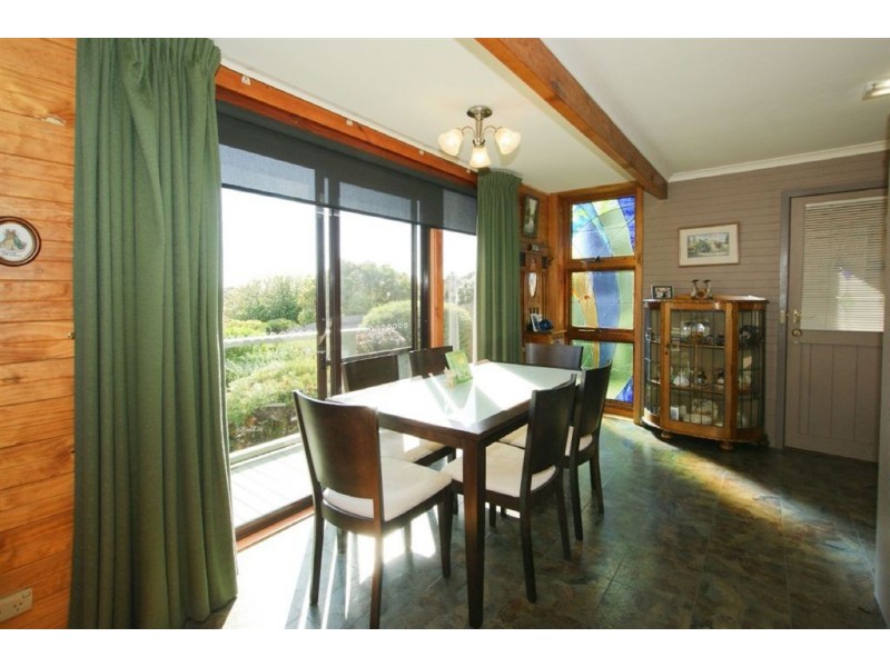 210 Parker Street, Devonport TAS 7310
