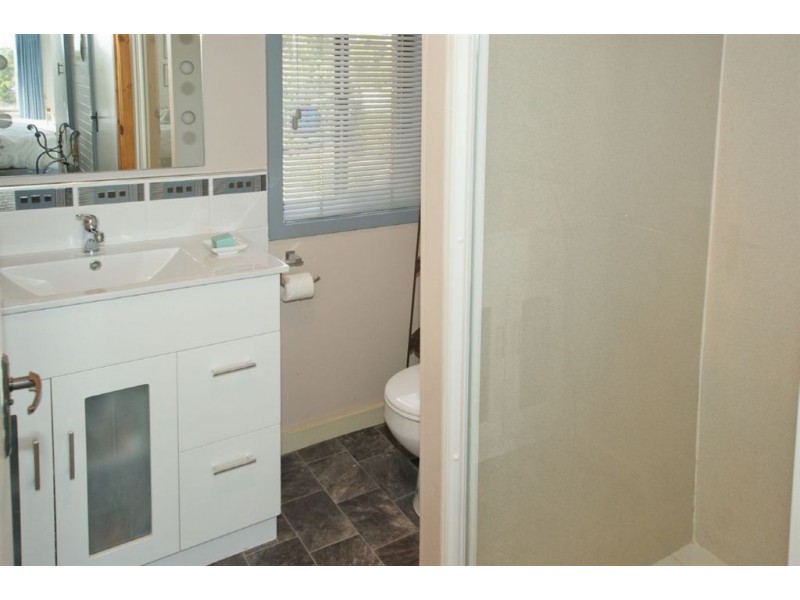 210 Parker Street, Devonport TAS 7310