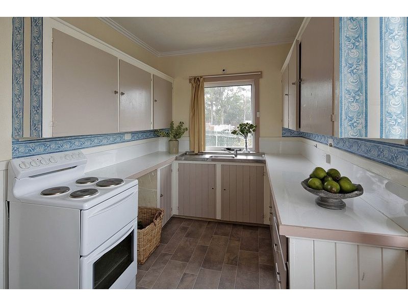 211 Stony Rise Road, Devonport TAS 7310