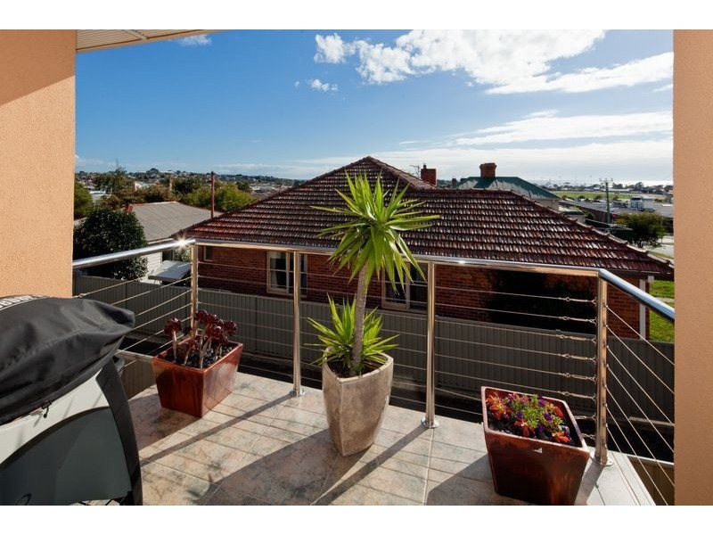 61 Gunn Street, Devonport TAS 7310