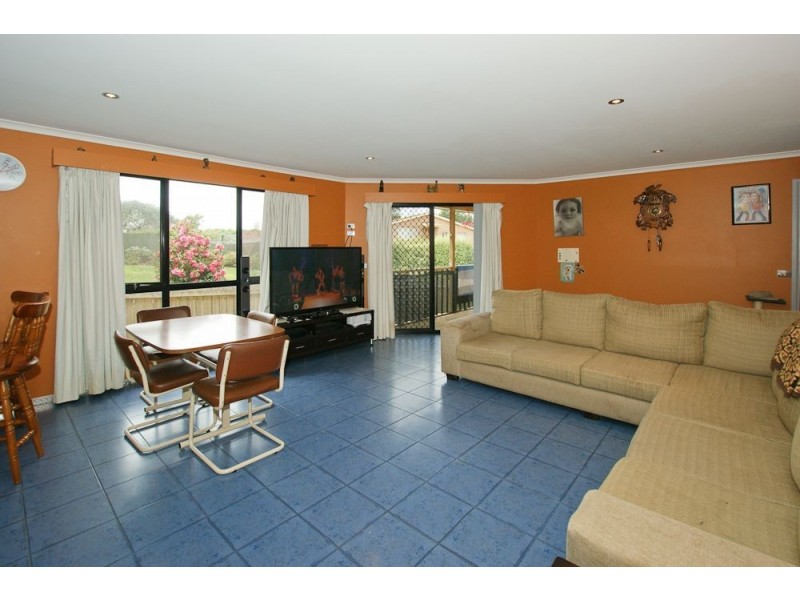 37 Hillcrest Road, Devonport TAS 7310