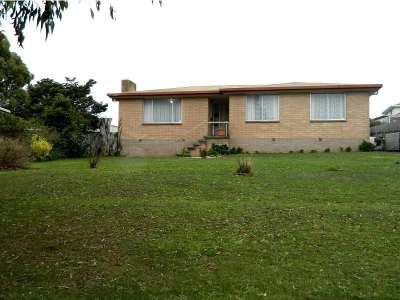 49 Loane Avenue, East Devonport TAS 7310