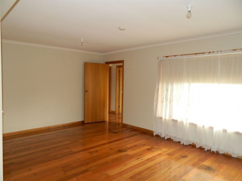 27 Boronia Avenue, Devonport TAS 7310