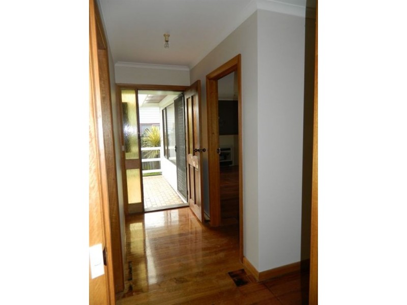 27 Boronia Avenue, Devonport TAS 7310