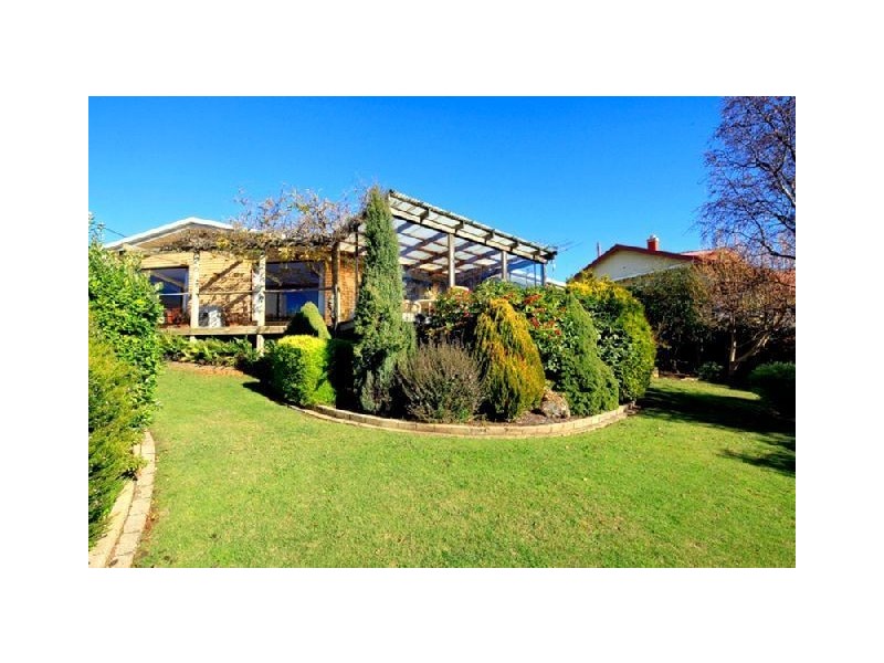 4 Renison Court, Devonport TAS 7310