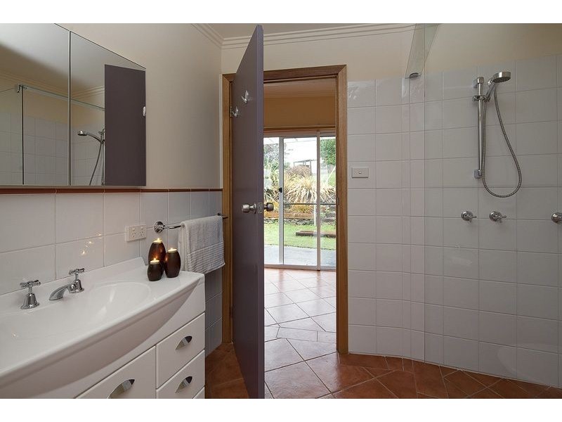 87 River Road, Ambleside TAS 7310