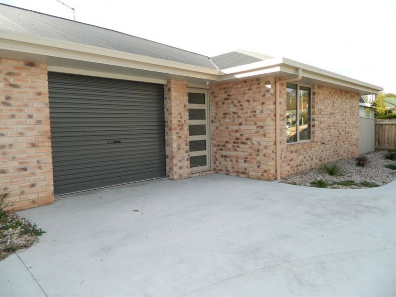 1/33 Murray Street, East Devonport TAS 7310