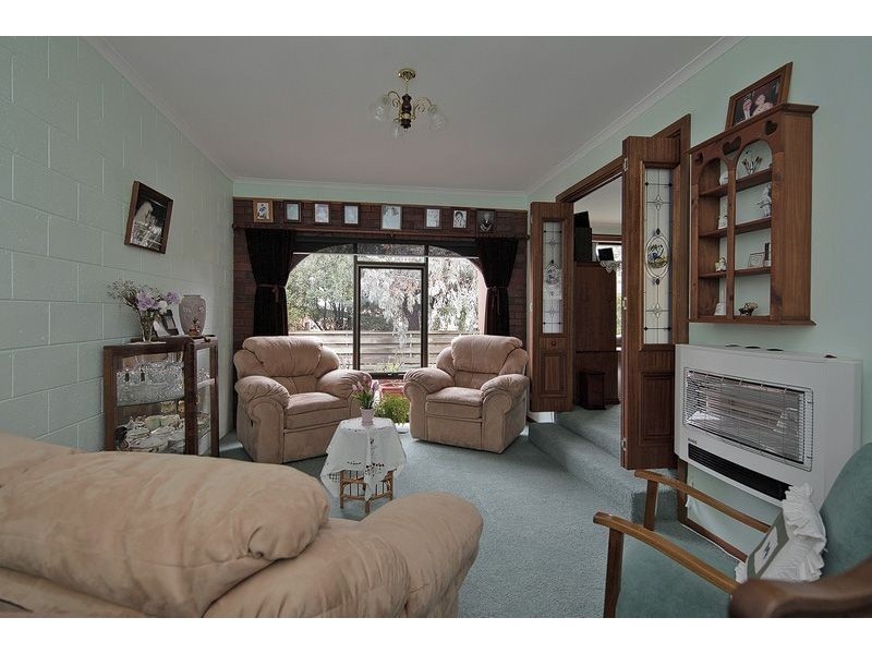 2/3 Cromwell Crescent, Devonport TAS 7310