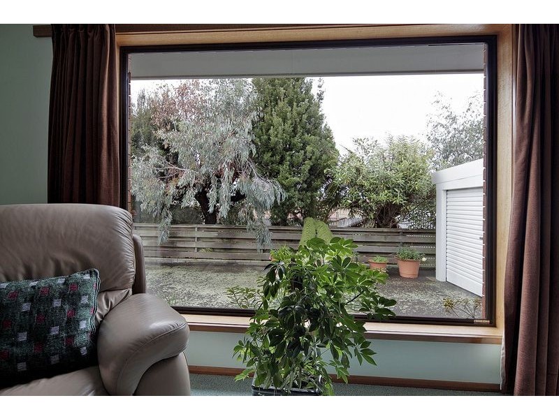 2/3 Cromwell Crescent, Devonport TAS 7310