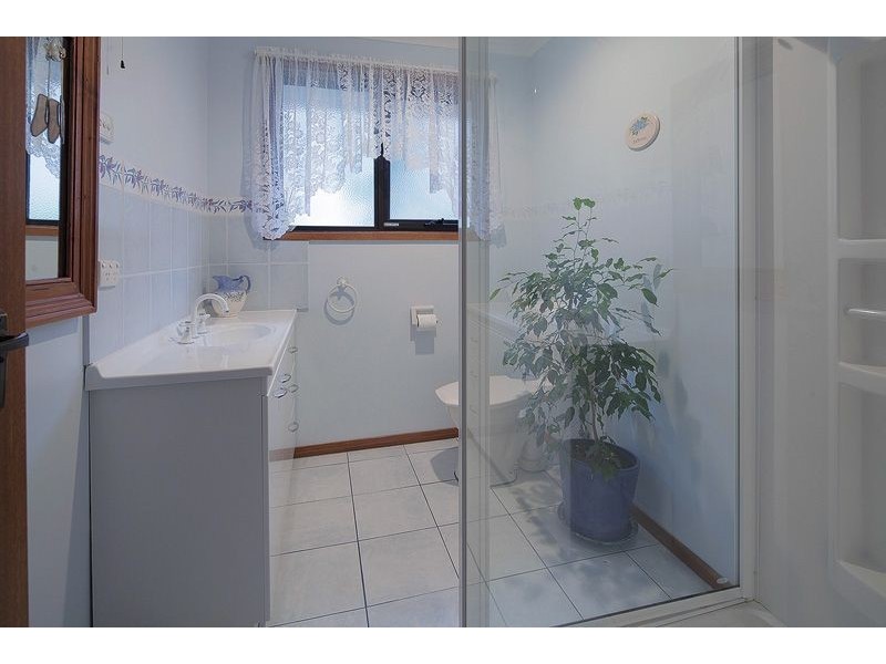 2/3 Cromwell Crescent, Devonport TAS 7310