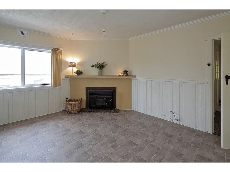 211 Stony Rise Road, Devonport TAS 7310