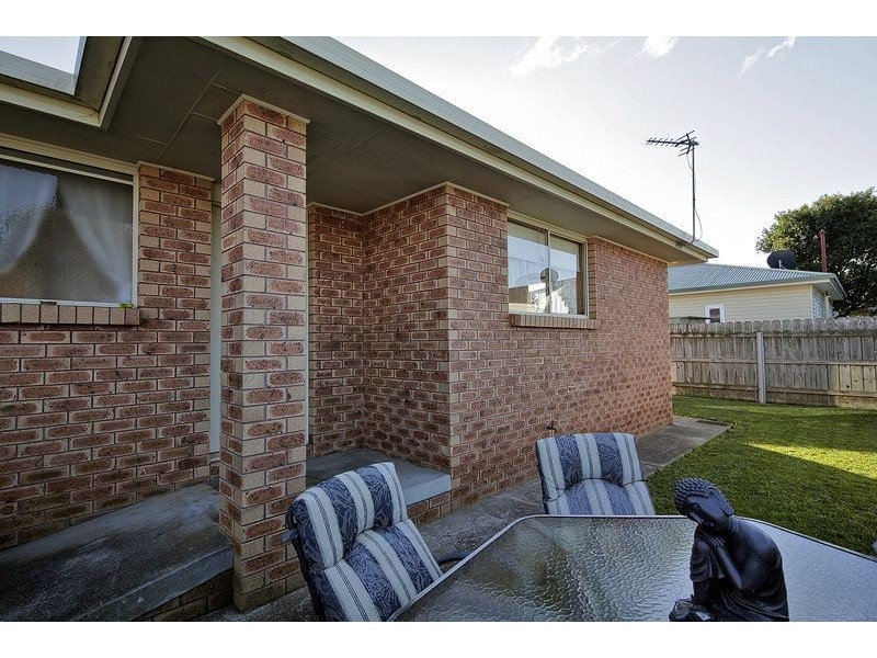 2/101 Madden Street, Devonport TAS 7310