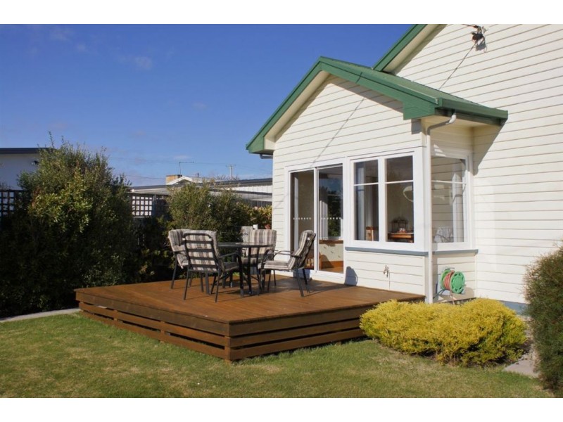 1 Melrose Street, East Devonport TAS 7310