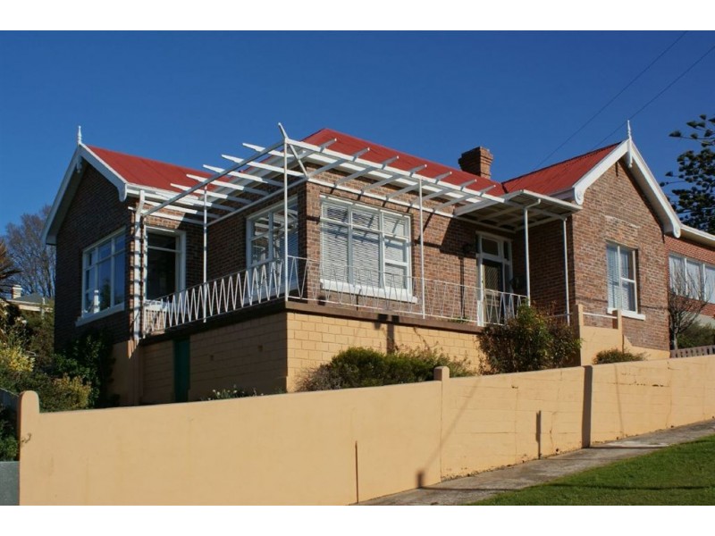 5 Newton Street, Devonport TAS 7310