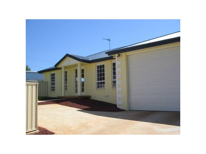 10 Rowena Court, Devonport TAS 7310