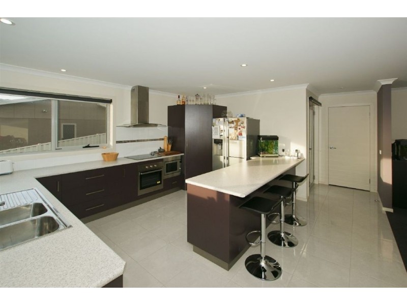 2/13 McCall Terrace, Stony Rise TAS 7310