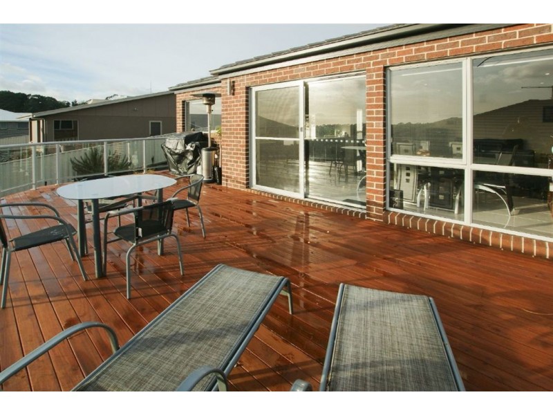 2/13 McCall Terrace, Stony Rise TAS 7310