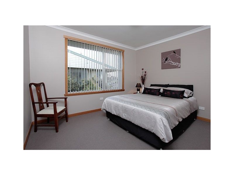 61 Lyons Avenue, Devonport TAS 7310