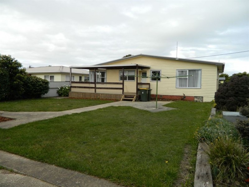 28 Boronia Avenue, Devonport TAS 7310