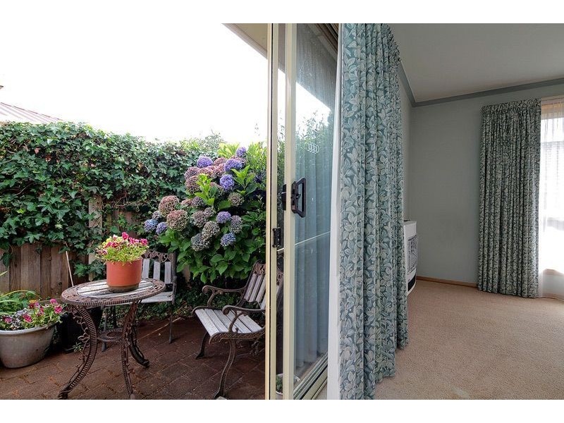 3/120A Steele Street, Devonport TAS 7310