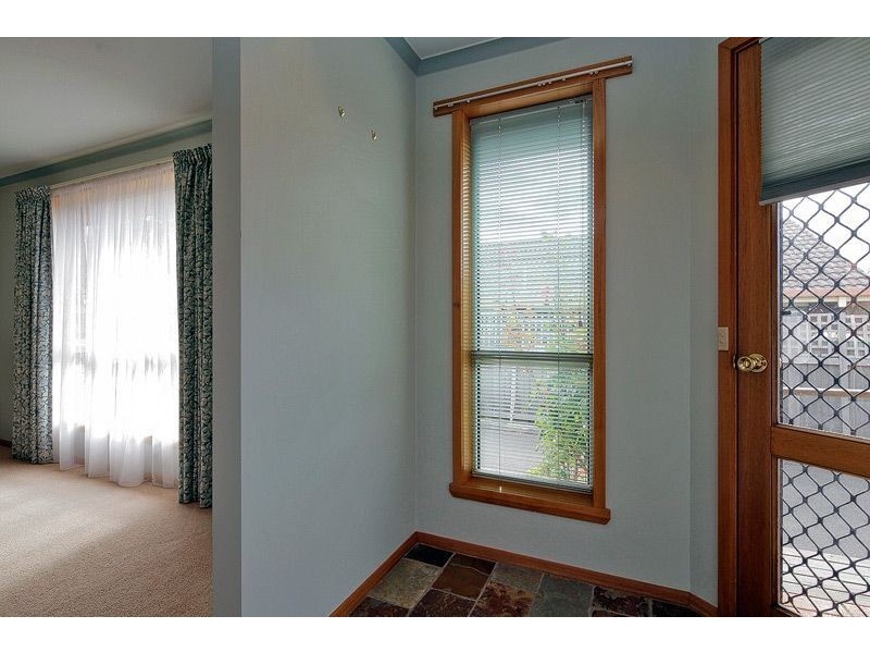 3/120A Steele Street, Devonport TAS 7310