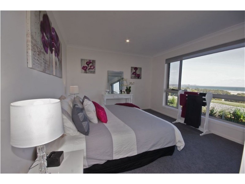 12 Braddons Lookout Road, Leith TAS 7315
