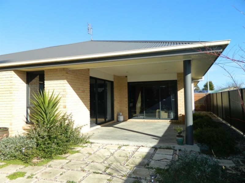 3 The Avenue, Latrobe TAS 7307