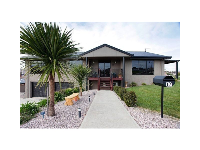 17 Rowena Court, Devonport TAS 7310