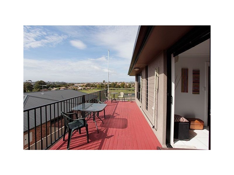 17 Rowena Court, Devonport TAS 7310