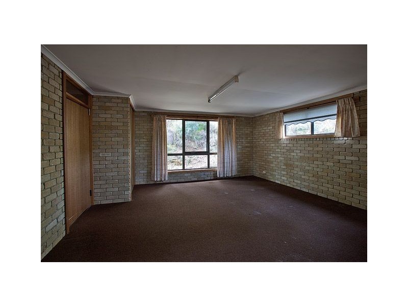 72a Hillcrest Road, Devonport TAS 7310