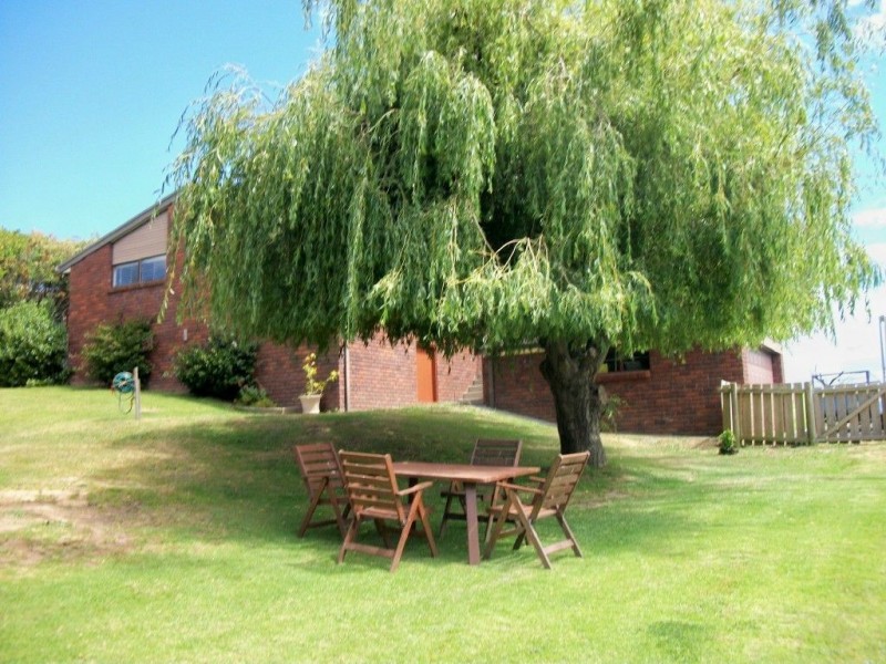 37 Highfield Road, Ambleside TAS 7310