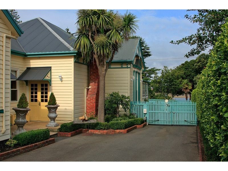 21 Victoria Parade, Devonport TAS 7310