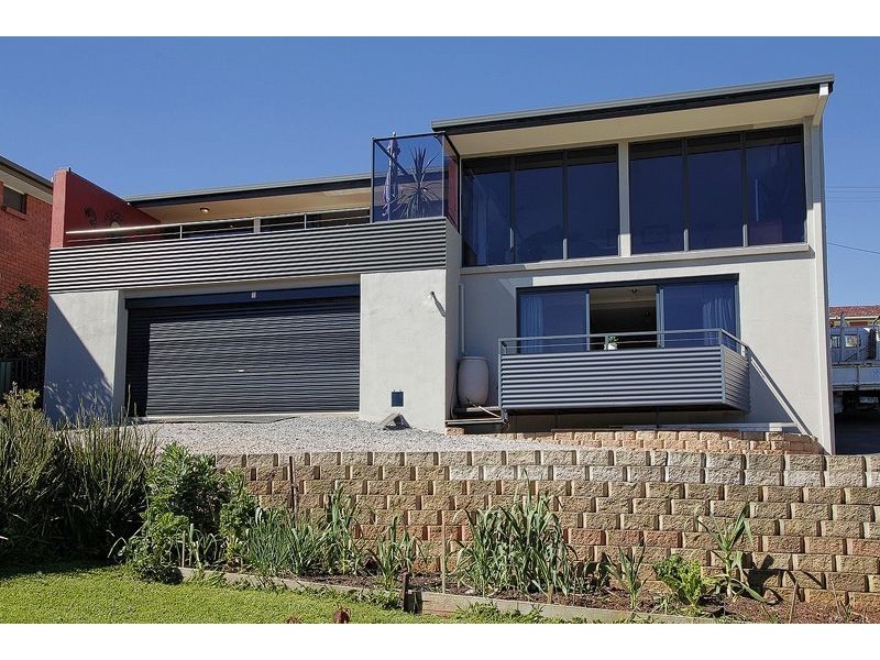 69 Sunbeam Crescent, East Devonport TAS 7310