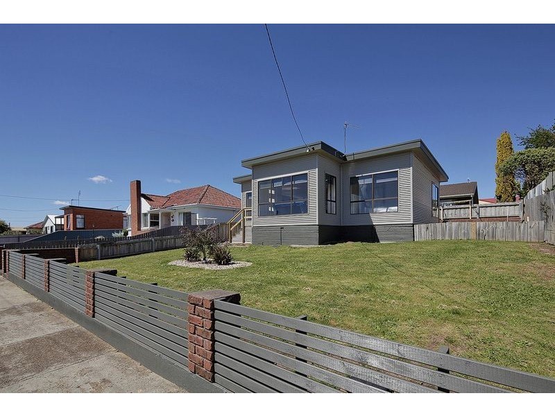 1/157 Parker Street, Devonport TAS 7310