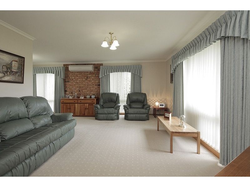 14 Tugrah Road, Stony Rise TAS 7310