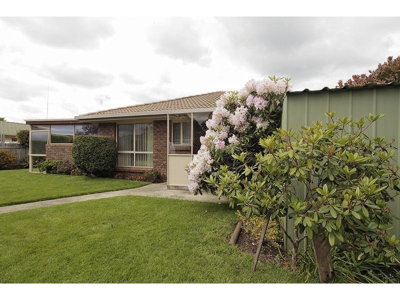 14 Tugrah Road, Stony Rise TAS 7310