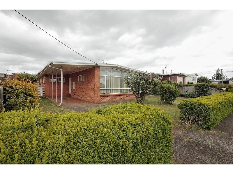 73 Nixon Street, Devonport TAS 7310