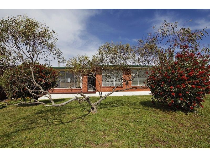 2 Fordham Drive, Devonport TAS 7310