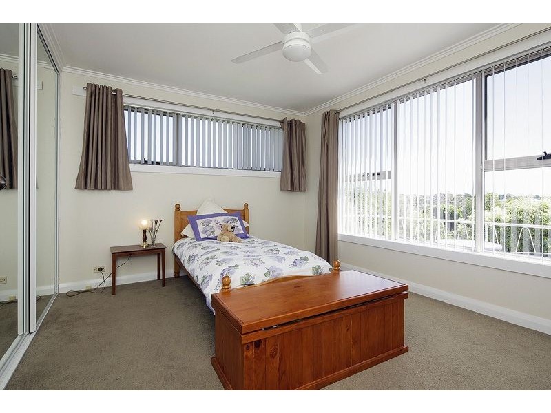 13 William Street, Devonport TAS 7310