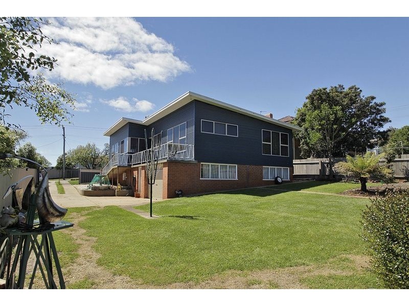 13 William Street, Devonport TAS 7310